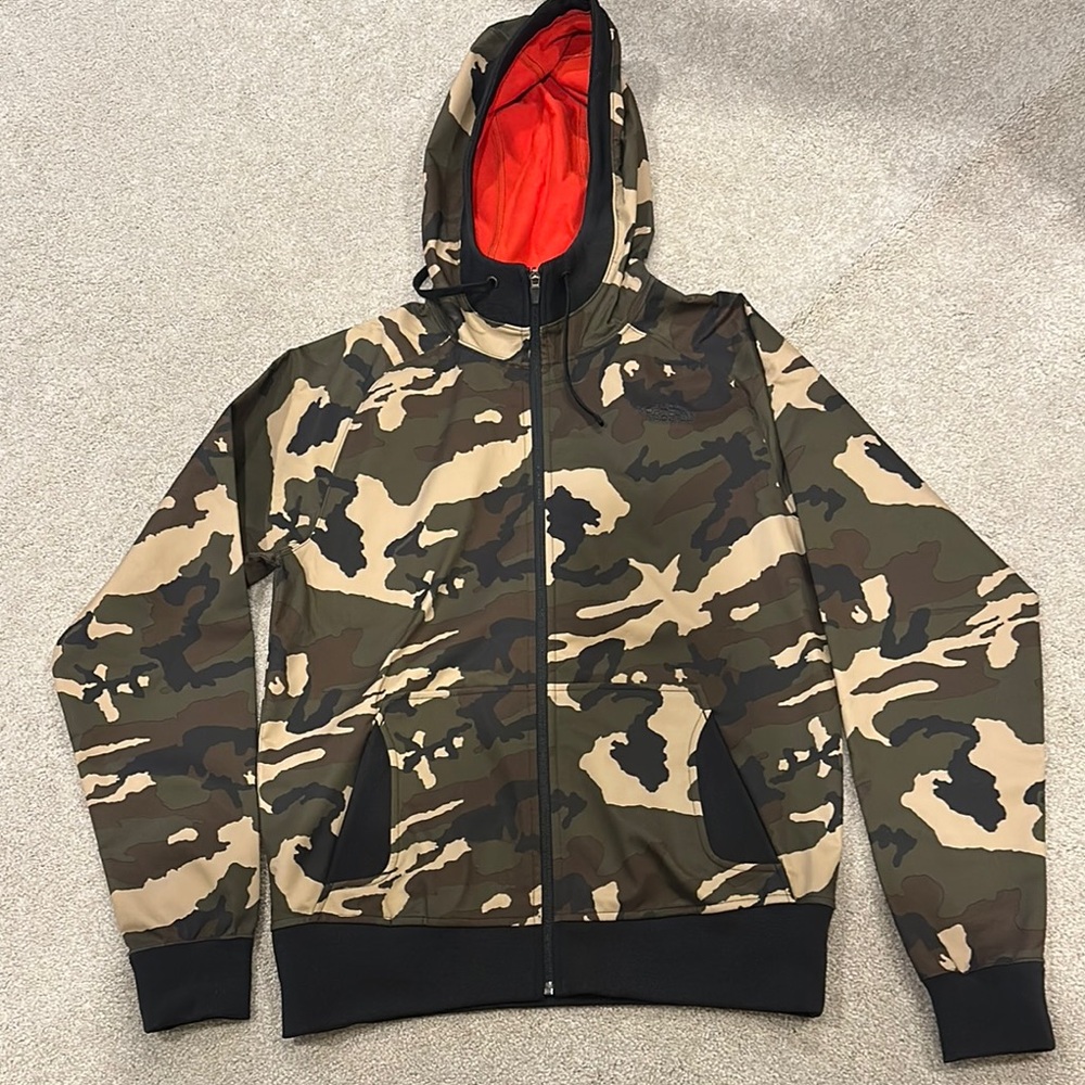 Camouflage Hooded Jacket